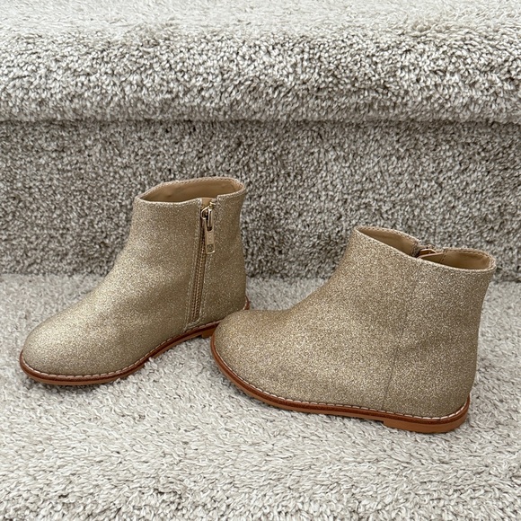 Janie and Jack Other - Janie & Jack Girls' Gold Glitter Ankle Boots with Side Zip